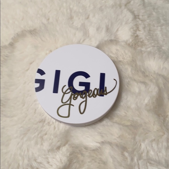 gigi gorgeous Other - Gigi Gorgeous Bronzer Duo